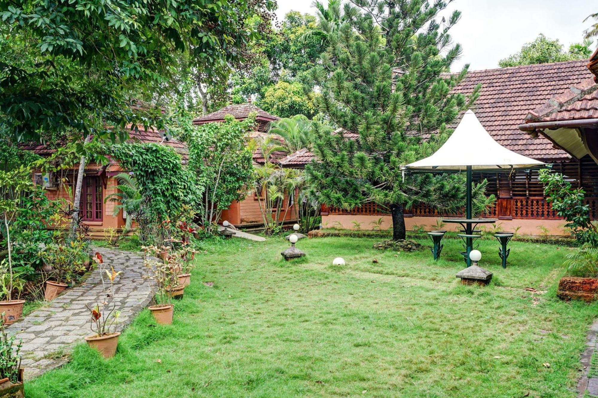 Palette - Pagoda Resorts Alappuzha Екстер'єр фото