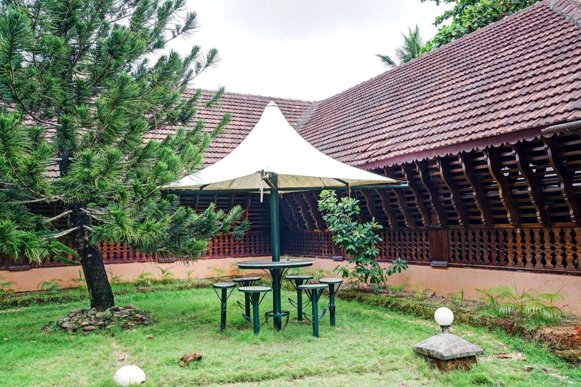 Palette - Pagoda Resorts Alappuzha Екстер'єр фото